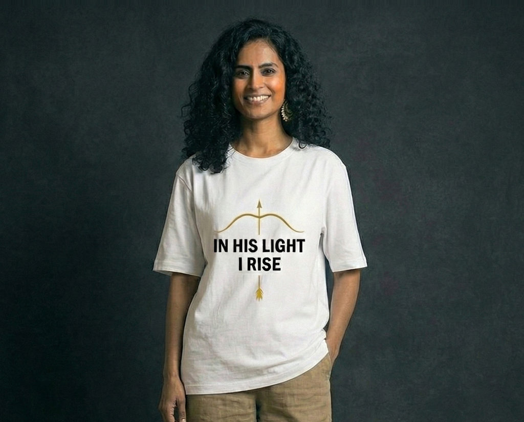 In His Light I Rise – Unisex Oversized T-Shirt